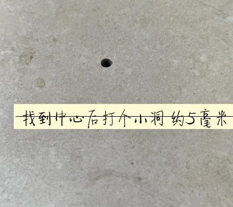 连云港瓷砖空鼓维修公司专业解答在瓷砖铺贴过程中，如果砂料搅拌不均匀，将会带来以下问题